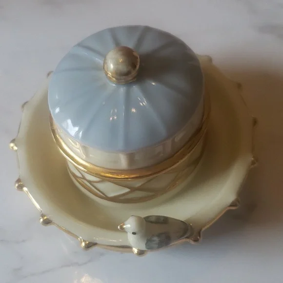 Lenox 2003 Seaside Lighthouse Teapot - Picture 11 of 11